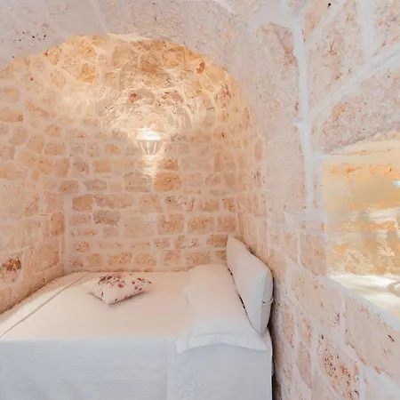 Trullo Milu With Pool Villa